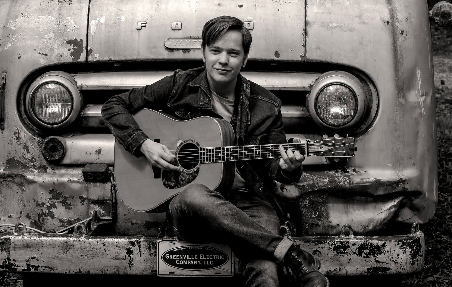 Everyone's Doing It: Bryan Sutton in Conversation with Billy Strings