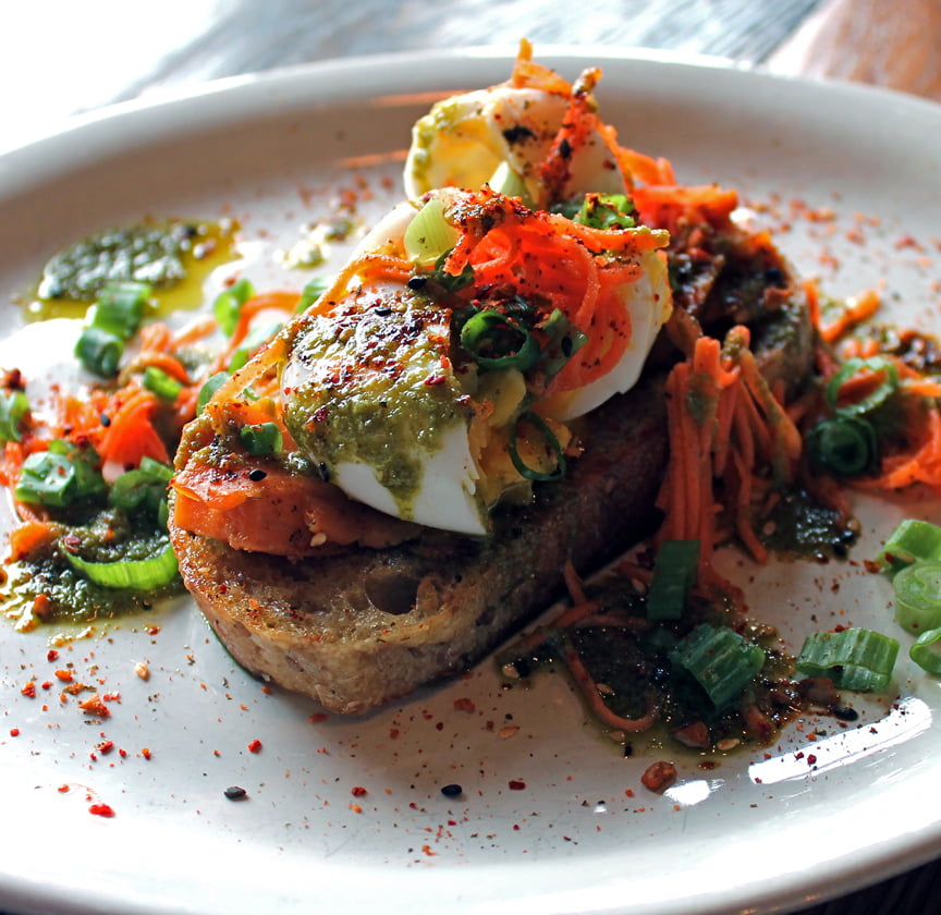 Traveler: Your Guide to Fayetteville, Arkansas